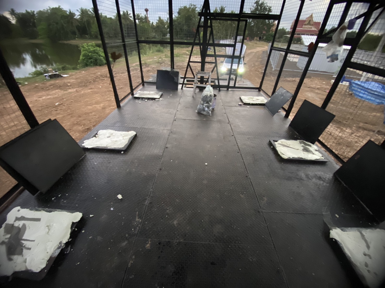 ฉีดทุ่นสถานีสูบน้ำ โคราช